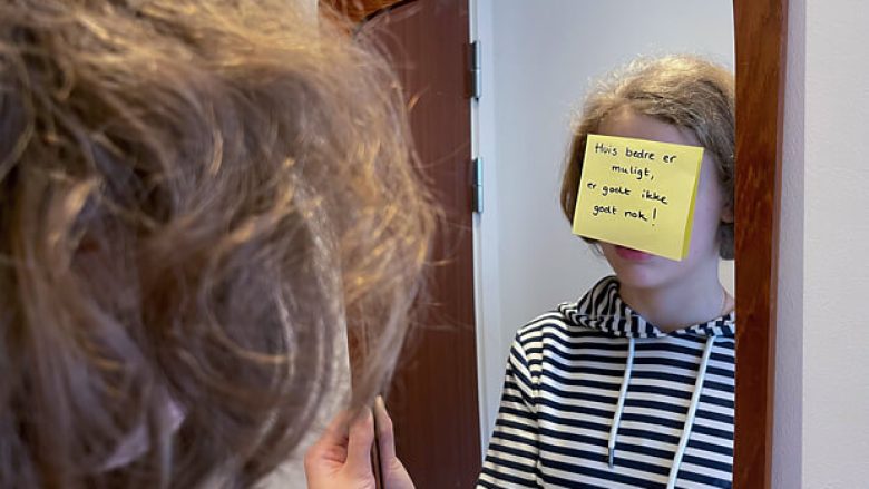 Er der en voksen til stede?