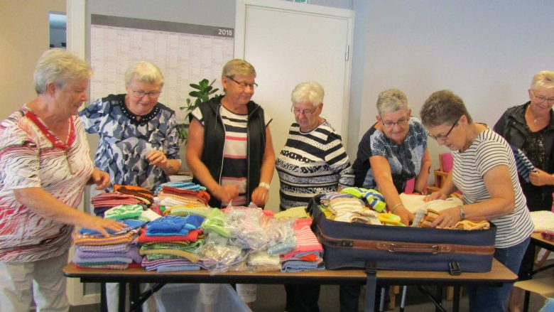 Flittige masker i Guds store strikketøj