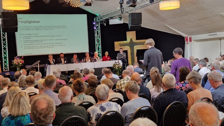 Debat om værdier på synoden: Kompromisets svære kunst